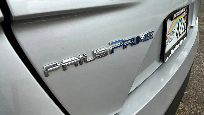 2019 Toyota Prius Prime JTDKARFP7K3106056