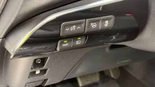 2017 Toyota Prius Prime - Images - 15