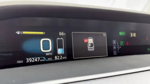 2017 Toyota Prius Prime - Images - 19