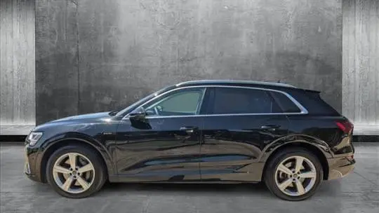 2019 Audi e-tron WA1VAAGEXKB012720