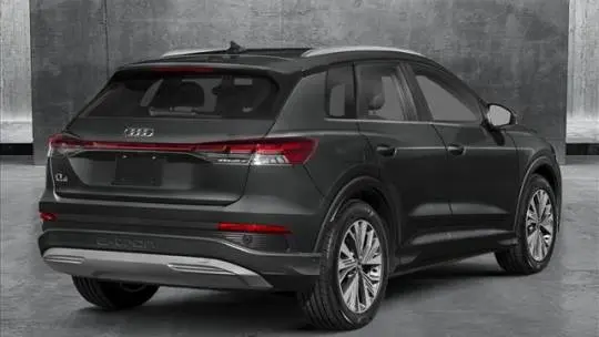 2025 Audi Q4 e-tron WA1MUBFZ0SP062140