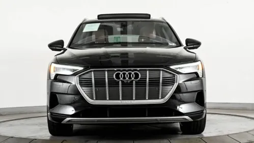 2019 Audi e-tron WA1VAAGE2KB025073