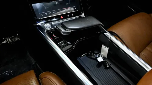 2019 Audi e-tron WA1VAAGE2KB025073