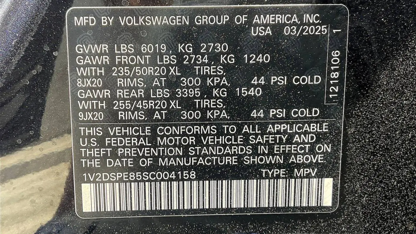 2025 Volkswagen ID.4 1V2DSPE85SC004158