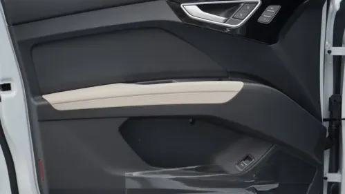 2025 Audi Q4 e-tron WA1MUBFZ4SP042358