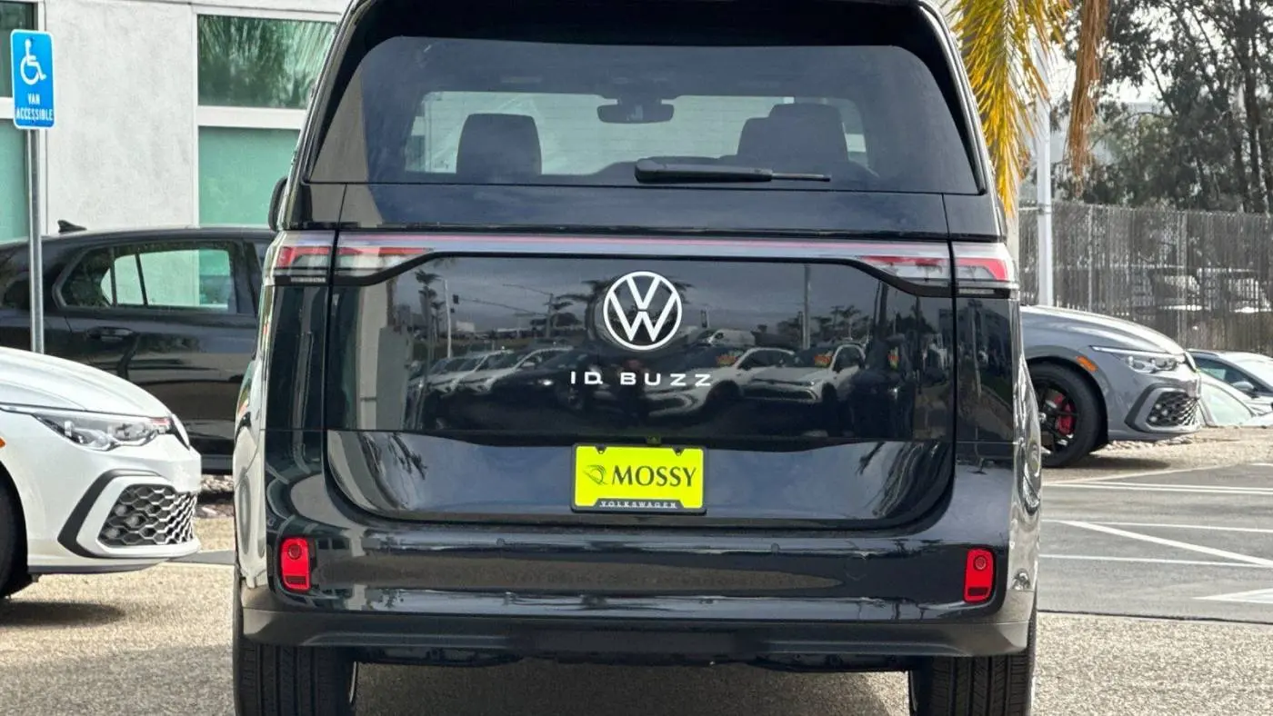 2025 Volkswagen ID.Buzz WVGAWVEB3SH019653