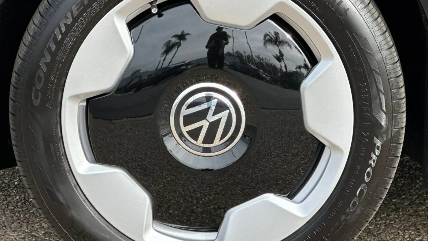 2025 Volkswagen ID.Buzz WVGAWVEB3SH019653