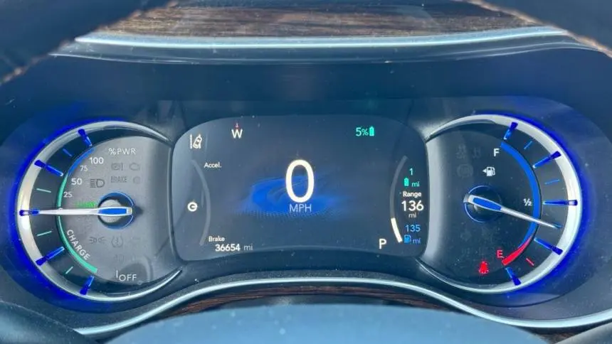 2021 Chrysler Pacifica 2C4RC1N71MR548451
