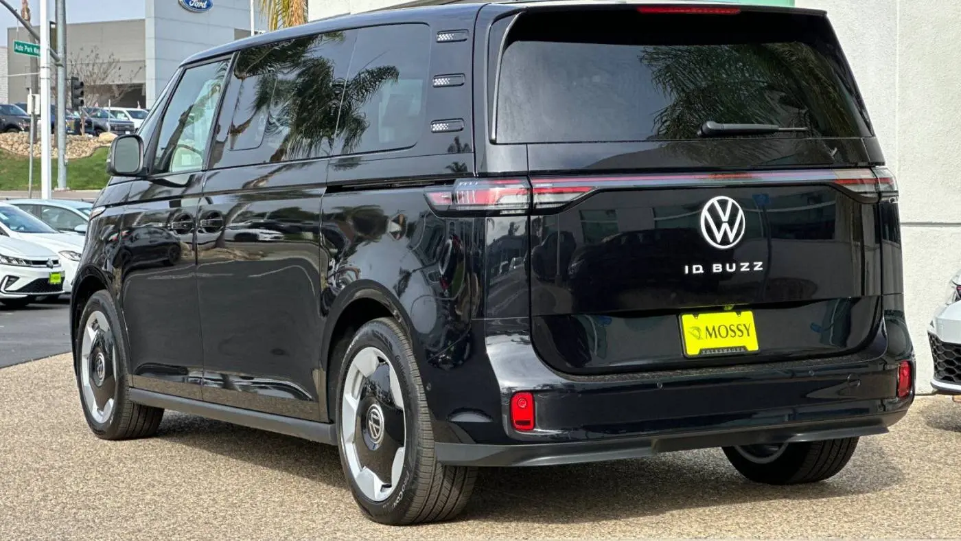 2025 Volkswagen ID.Buzz WVGAWVEB3SH019653