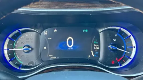 2021 Chrysler Pacifica 2C4RC1N71MR548451