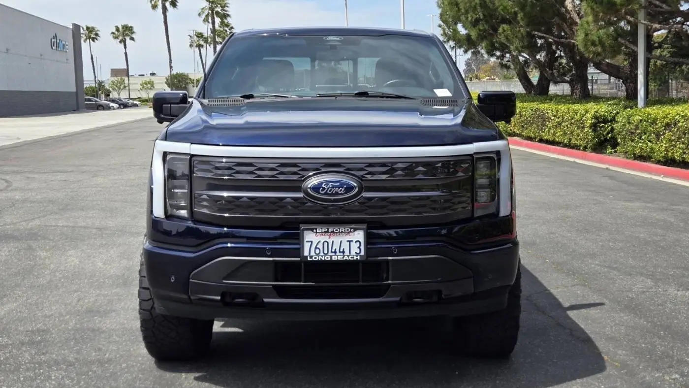 2022 Ford F-150 Lightning 1FT6W1EV2NWG10960