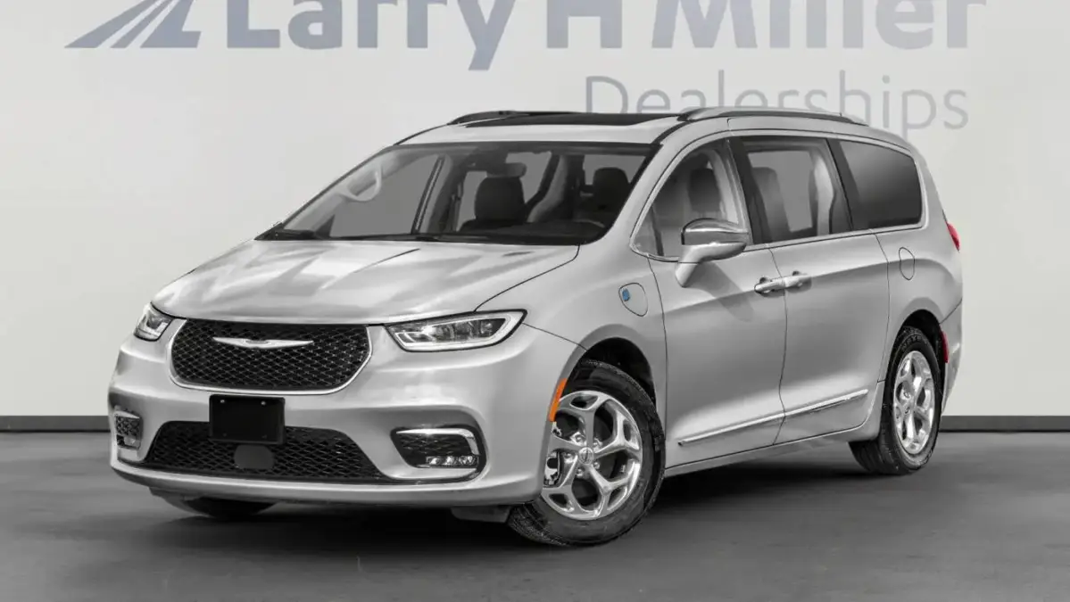 2022 Chrysler Pacifica 2C4RC1L75NR124212