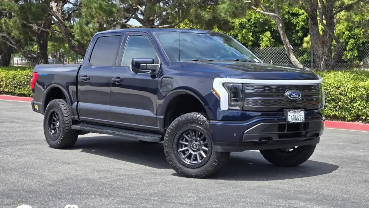 2022 Ford F-150 Lightning 1FT6W1EV2NWG10960
