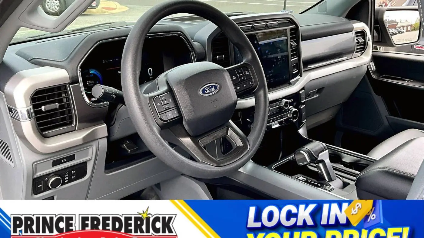 2022 Ford F-150 Lightning 1FTVW1EL8NWG02081