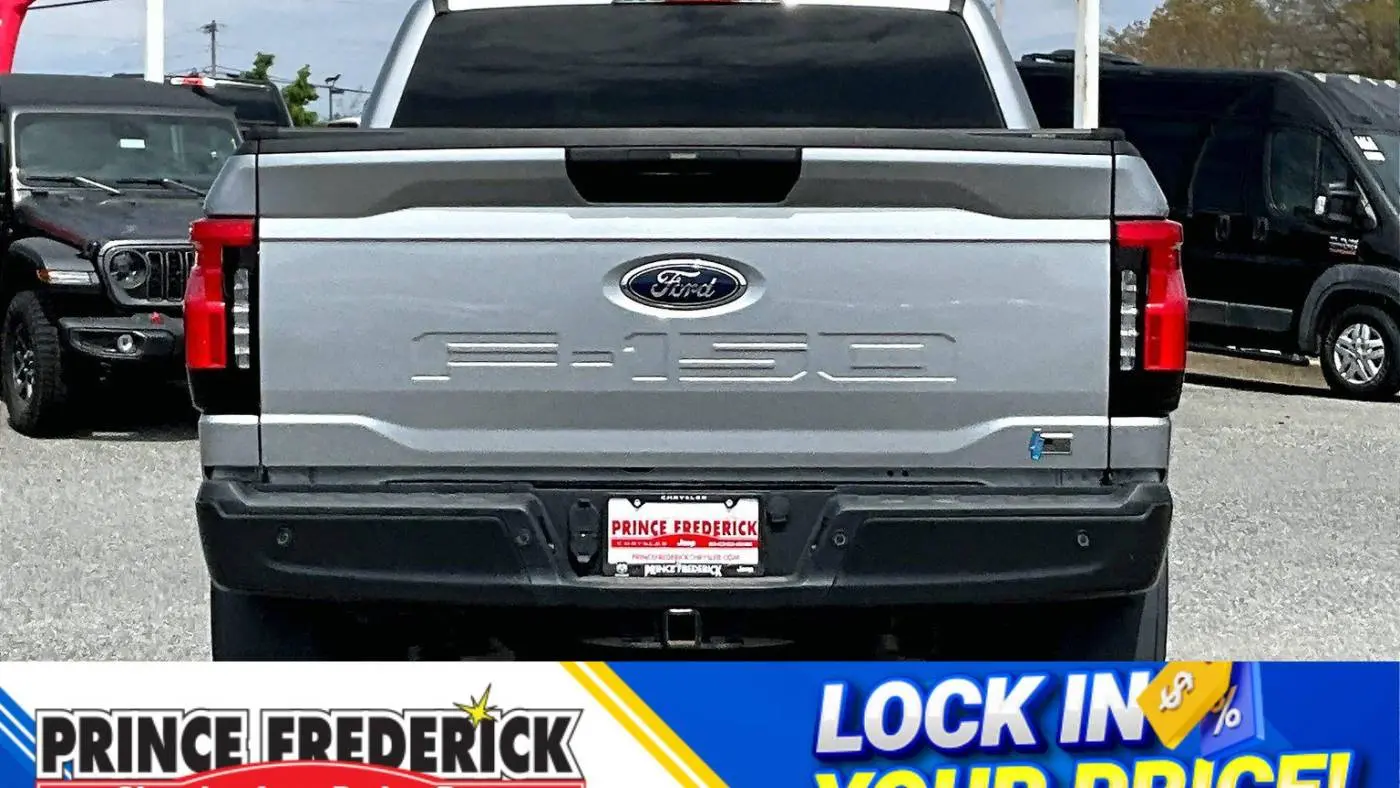 2022 Ford F-150 Lightning 1FTVW1EL8NWG02081