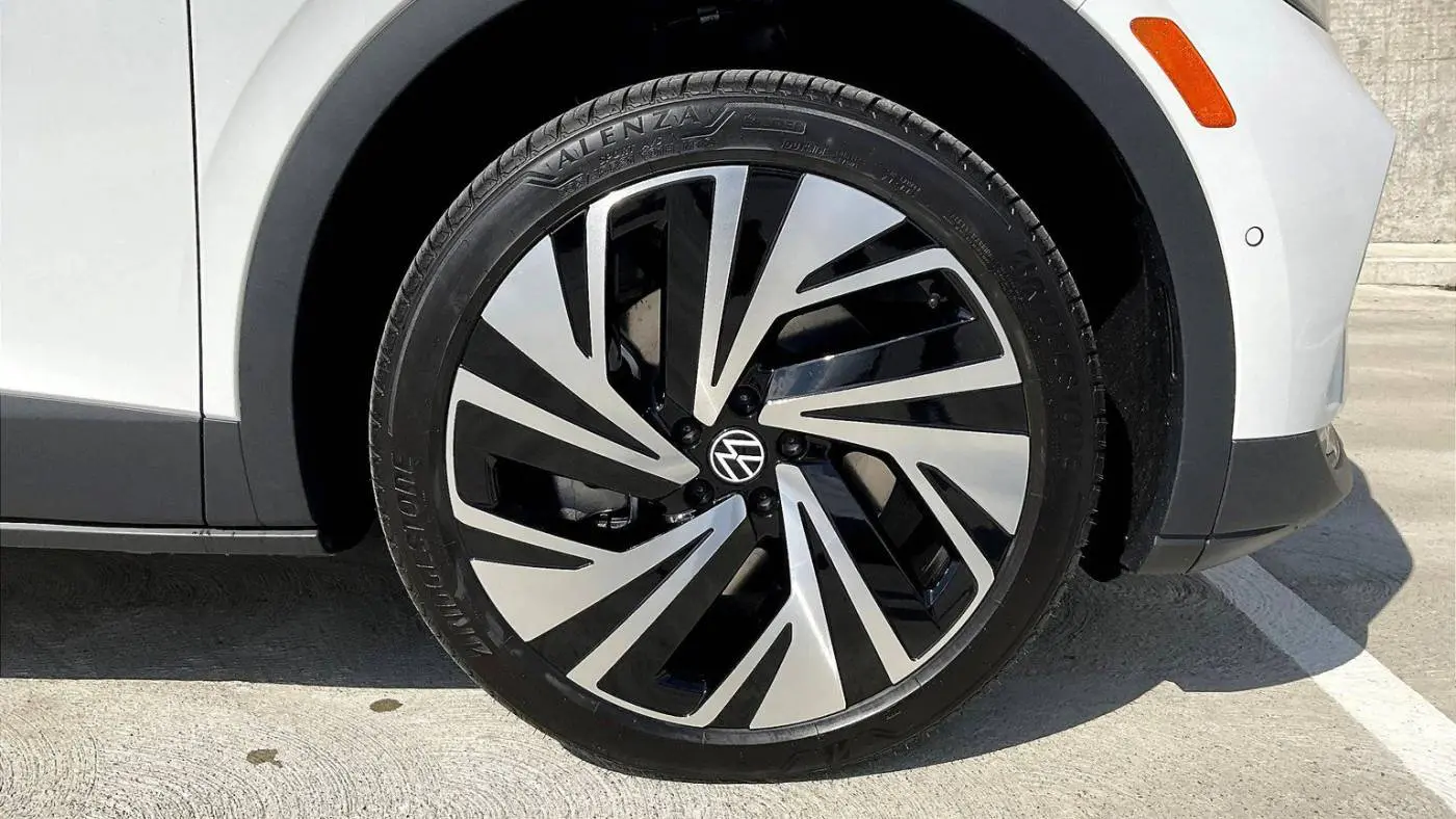 2025 Volkswagen ID.4 1V2JSPE82SC004041