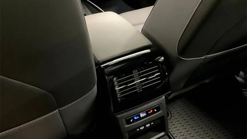 2025 Volkswagen ID.4 1V2JSPE87SC003905