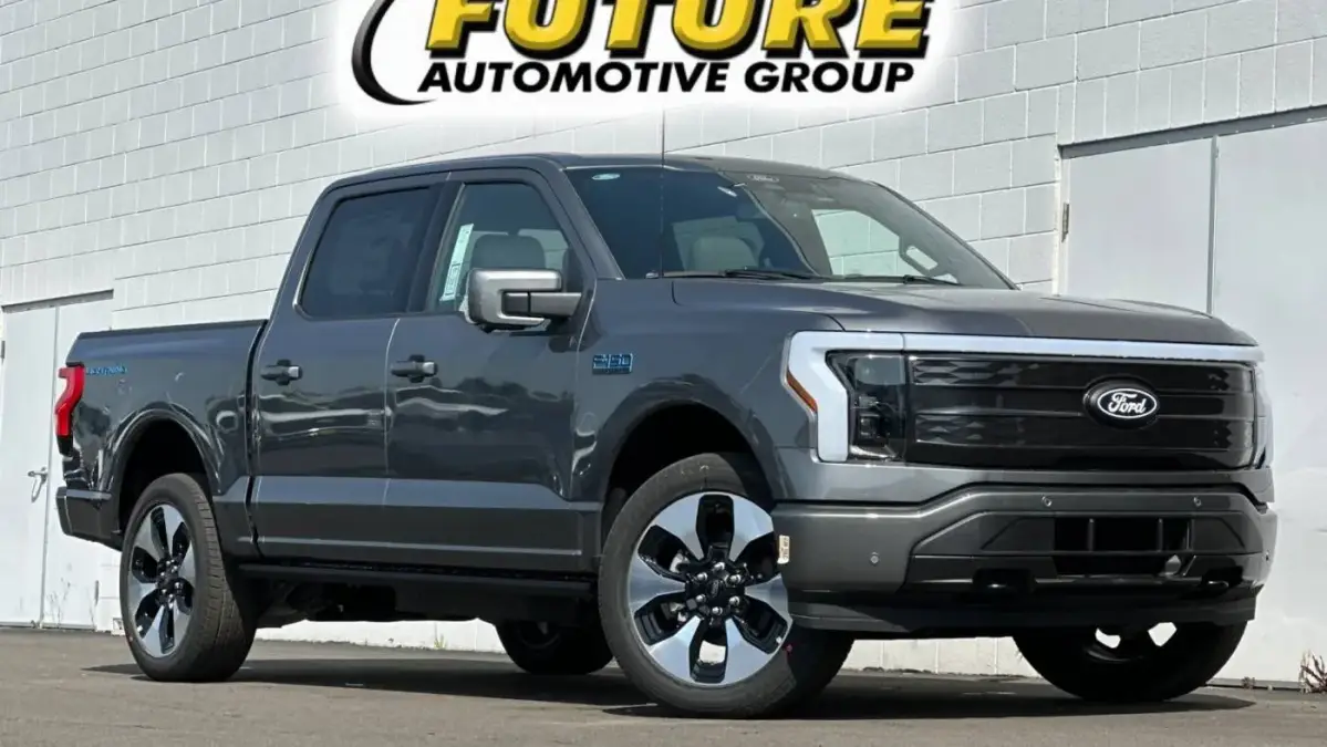 2025 Ford F-150 Lightning 1FT6W7L75SWG05139