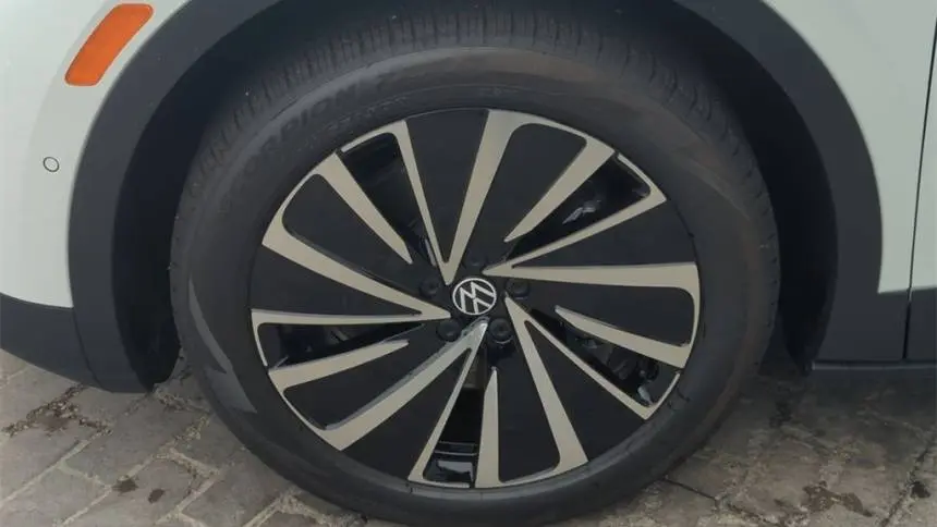 2025 Volkswagen ID.4 1V2DSPE84SC002658