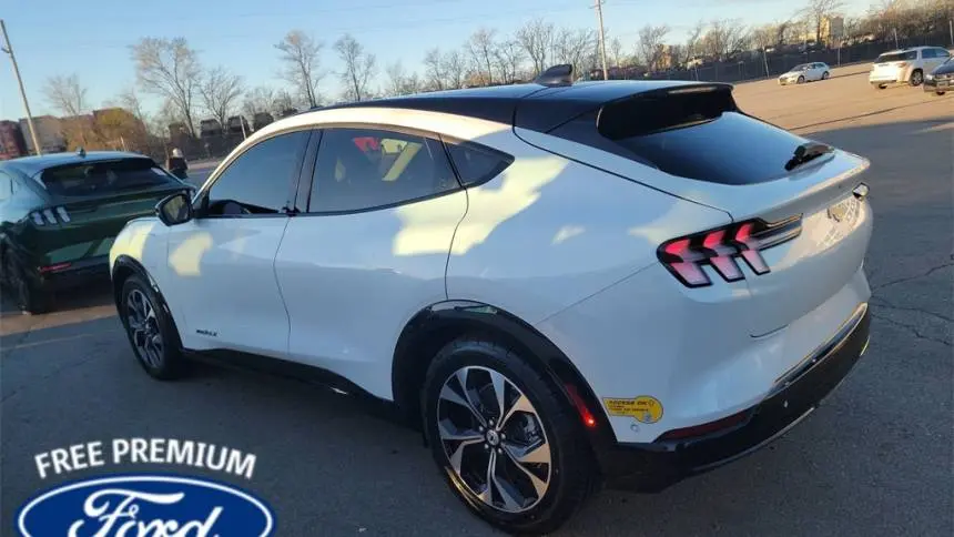 2022 Ford Mustang Mach E 3FMTK3R75NMA26750