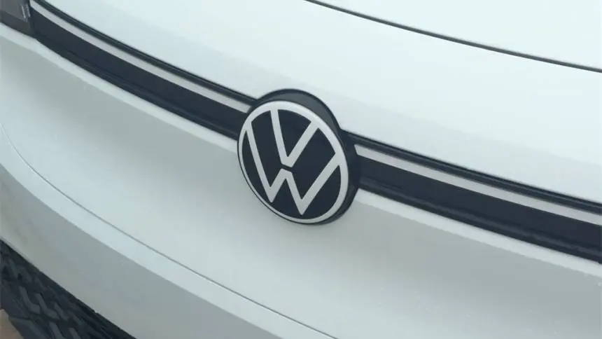 2025 Volkswagen ID.4 1V2DSPE84SC002658