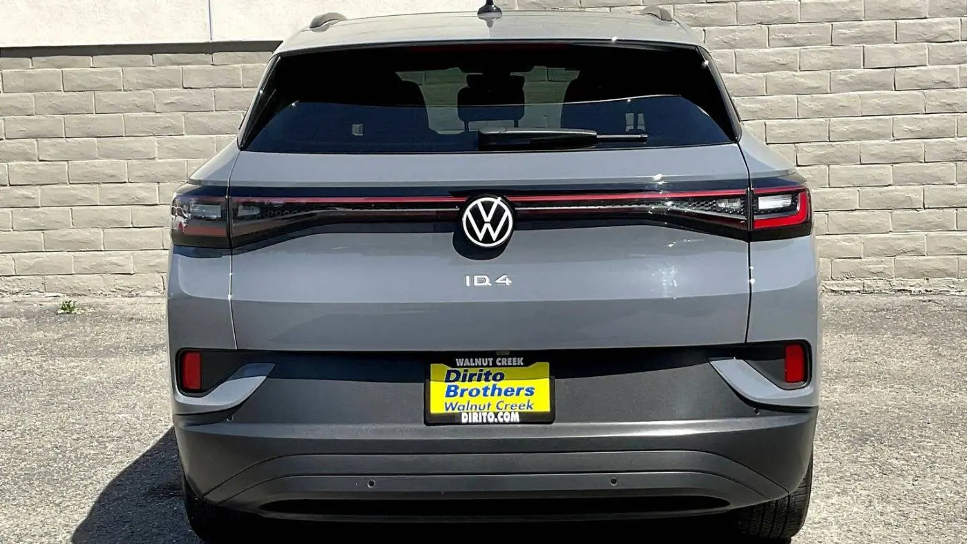 2023 Volkswagen ID.4 1V25MPE81PC018113