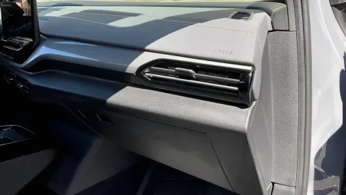 2023 Volkswagen ID.4 1V25MPE81PC018113