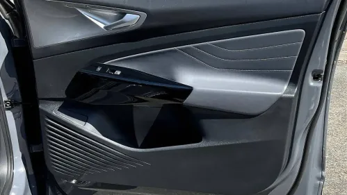 2023 Volkswagen ID.4 1V25MPE81PC018113
