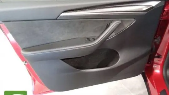 2023 Tesla Model Y 7SAYGDEF4PF608248