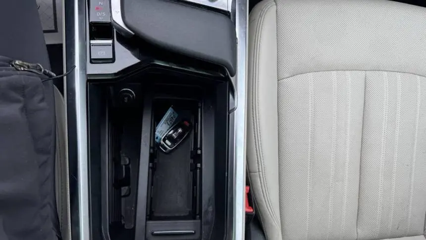 2022 Audi e-tron WA1LAAGE6NB006439