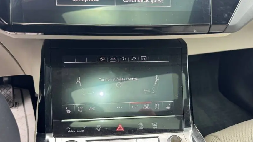 2022 Audi e-tron WA1LAAGE6NB006439