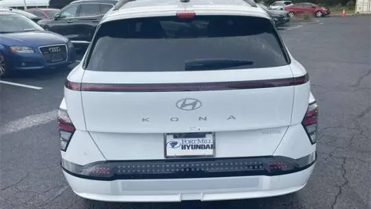 2025 Hyundai Kona Electric KM8HE3A63SU029055