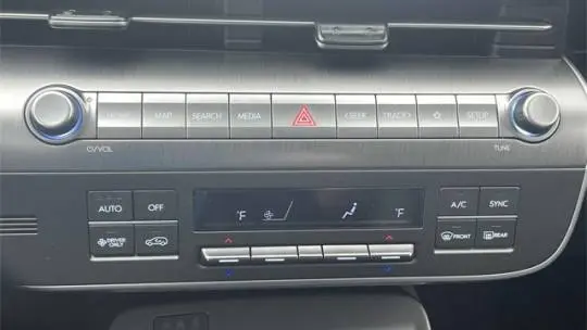 2025 Hyundai Kona Electric KM8HE3A63SU029055