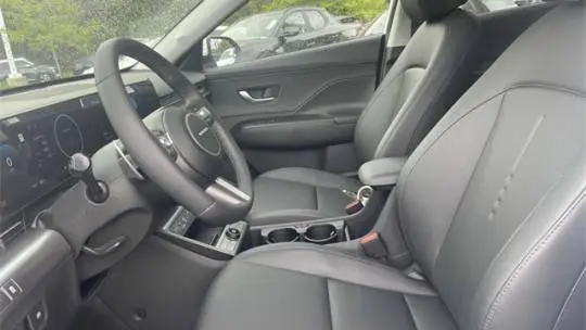 2025 Hyundai Kona Electric KM8HE3A63SU029055
