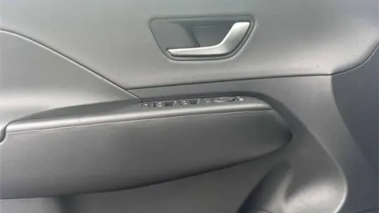 2025 Hyundai Kona Electric KM8HE3A63SU029055