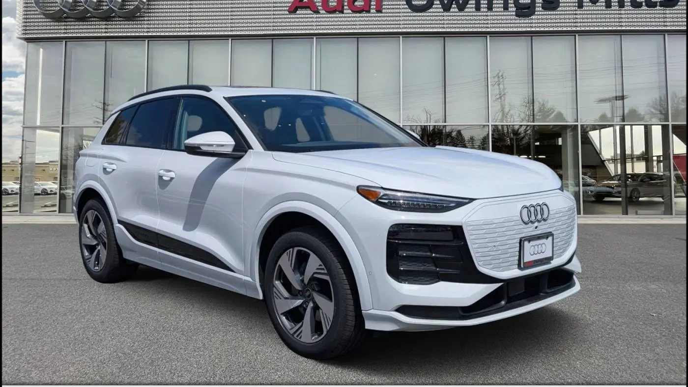 2025 Audi Q6 e-tron WA124BGF0SA034644