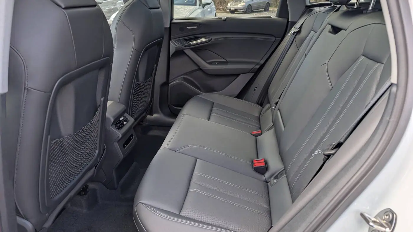 2025 Audi Q6 e-tron WA124BGF0SA034644