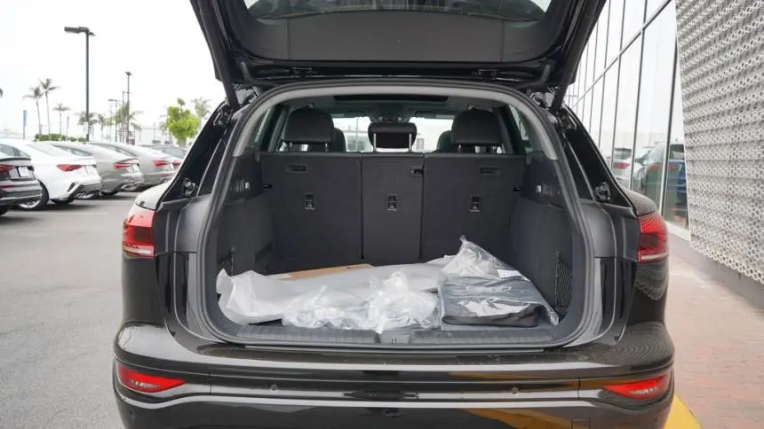 2025 Audi Q6 e-tron WA122BGF4SA027217
