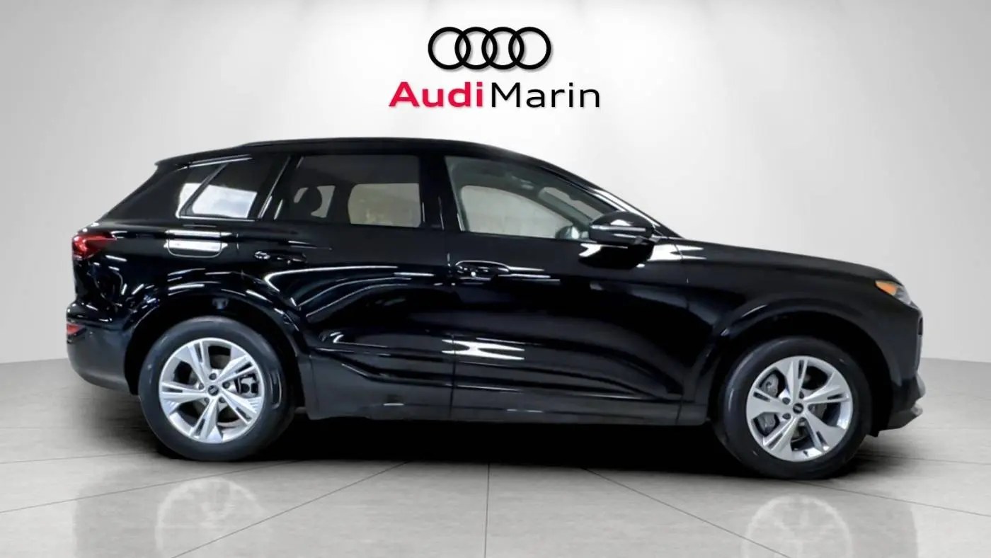2025 Audi Q6 e-tron WA112BGFXSA021255