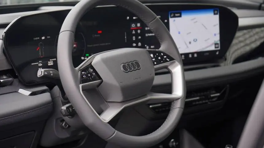 2025 Audi Q6 e-tron WA122BGF4SA027217