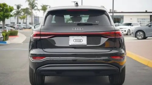 2025 Audi Q6 e-tron WA122BGF4SA027217
