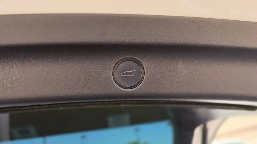 2020 Tesla Model Y 5YJYGDEEXLF021339