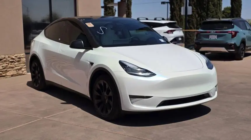 2020 Tesla Model Y 5YJYGDEEXLF021339