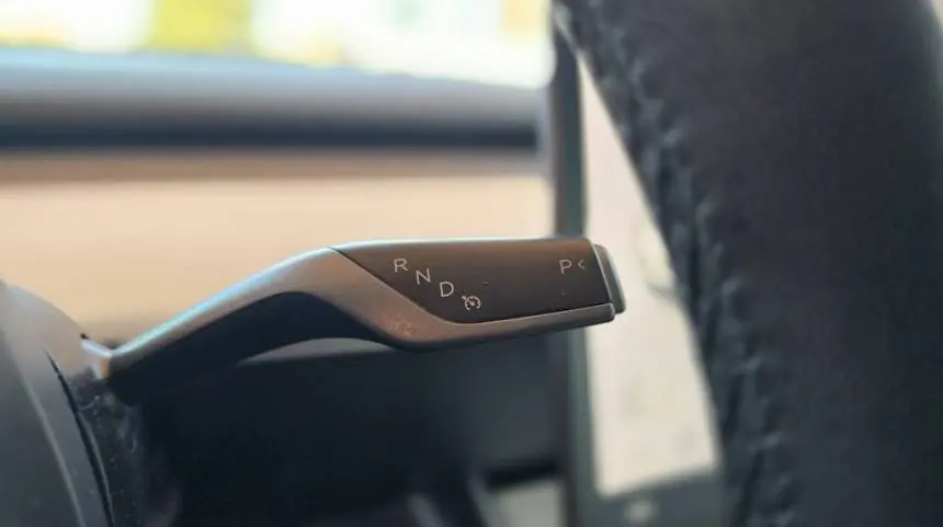 2020 Tesla Model Y 5YJYGDEEXLF021339