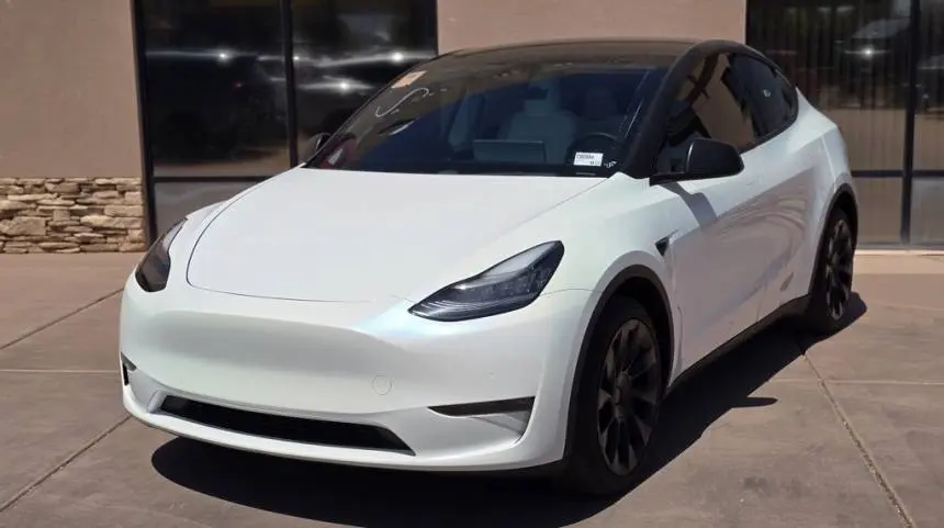 2020 Tesla Model Y 5YJYGDEEXLF021339