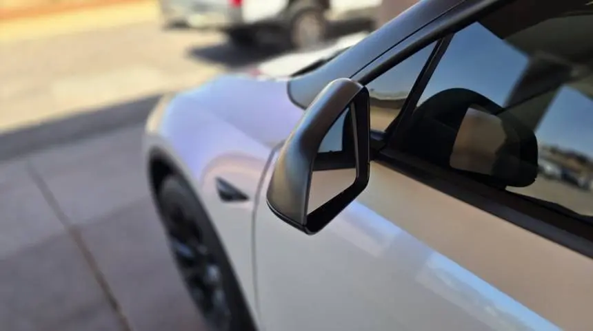 2020 Tesla Model Y 5YJYGDEEXLF021339