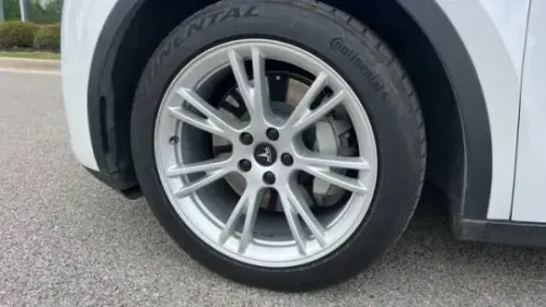 2020 Tesla Model Y 5YJYGDEE7LF032962
