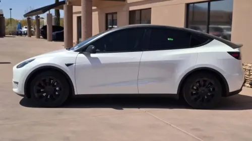 2020 Tesla Model Y 5YJYGDEEXLF021339