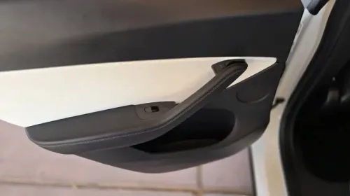 2020 Tesla Model Y 5YJYGDEEXLF021339