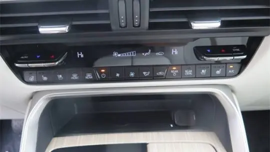 2025 Mazda CX-90 JM3KKEHA7S1234105
